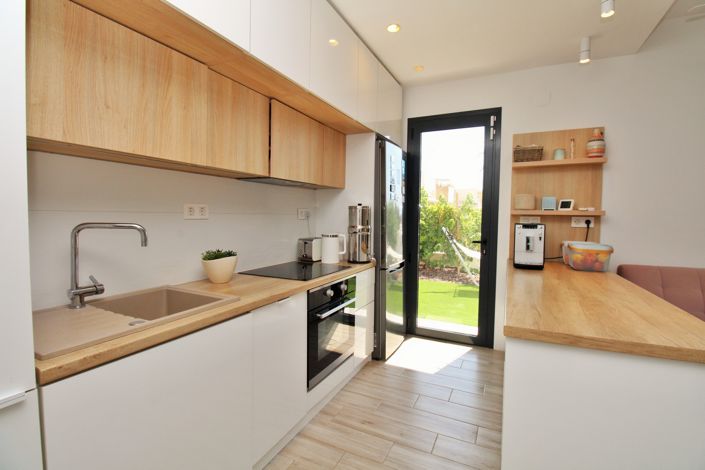 Image No.14-3 Bed Villa for sale