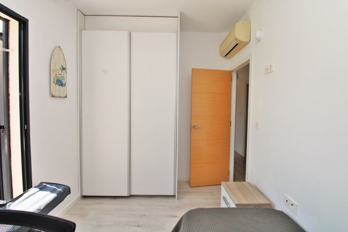 Image No.25-3 Bed Villa for sale