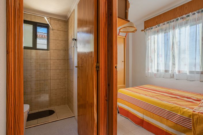 Image No.10-3 Bed Apartment for sale