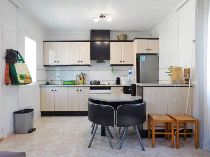 Image No.4-2 Bed Townhouse for sale