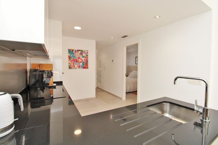 Image No.10-2 Bed Property for sale