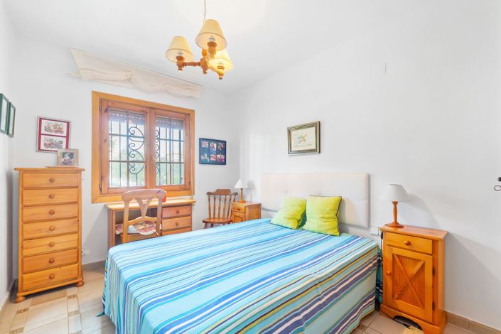 Image No.19-3 Bed Apartment for sale