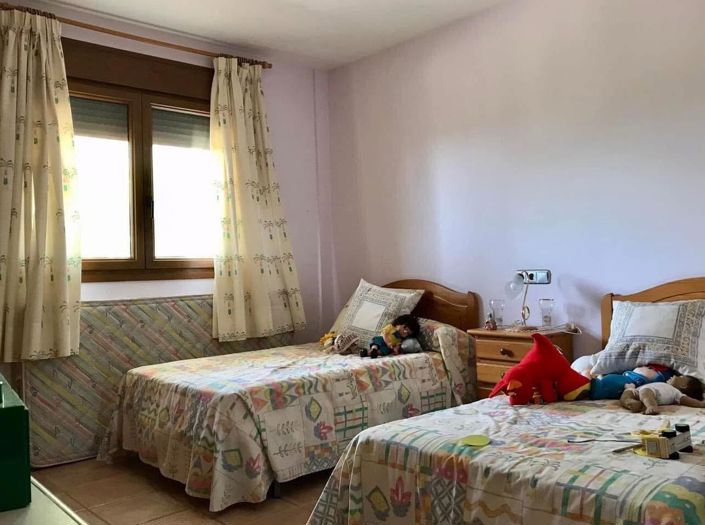 Image No.12-3 Bed Country House for sale