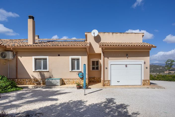 Image No.49-3 Bed Property for sale