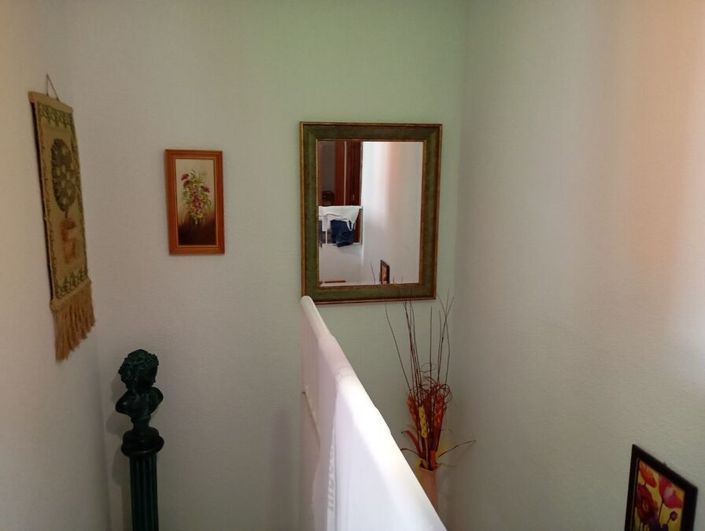 Image No.21-4 Bed Townhouse for sale