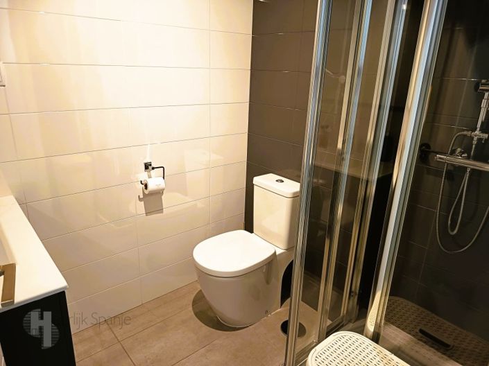 Image No.21-2 Bed Apartment for sale
