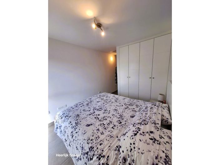 Image No.25-2 Bed Apartment for sale