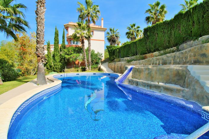 Image No.33-3 Bed Property for sale