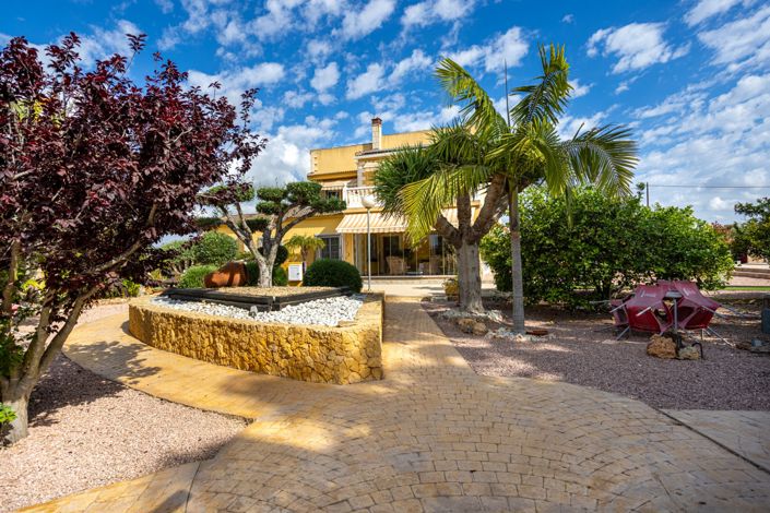 Image No.45-5 Bed Property for sale