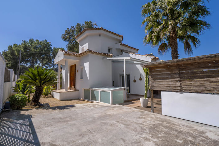 Image No.4-5 Bed Villa for sale