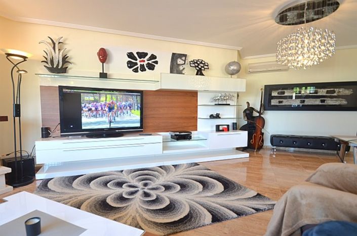 Image No.12-4 Bed Villa for sale