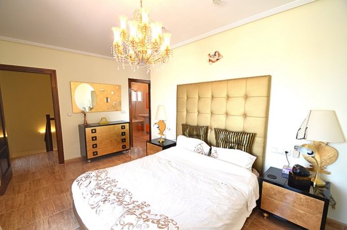 Image No.23-4 Bed Villa for sale