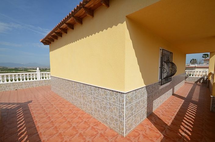 Image No.32-4 Bed Villa for sale
