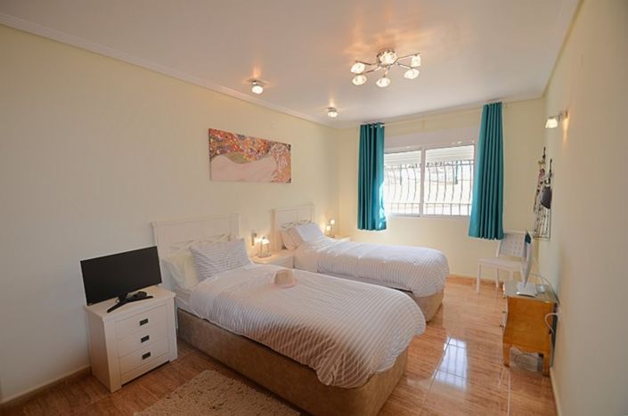 Image No.44-4 Bed Villa for sale