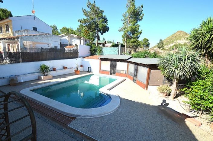 Image No.40-4 Bed Country House for sale