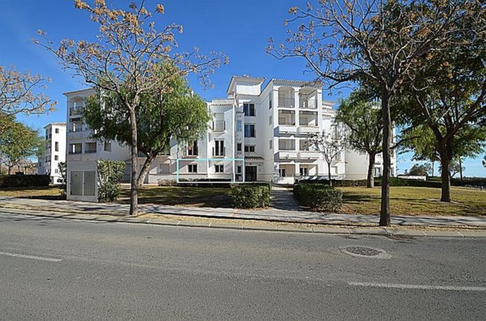 Image No.25-2 Bed Apartment for sale