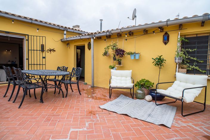 Image No.45-3 Bed Townhouse for sale