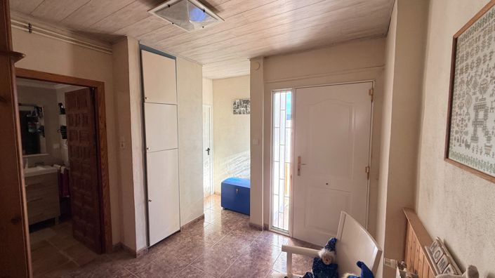 Image No.40-3 Bed Country House for sale