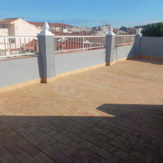 Image No.38-6 Bed Townhouse for sale
