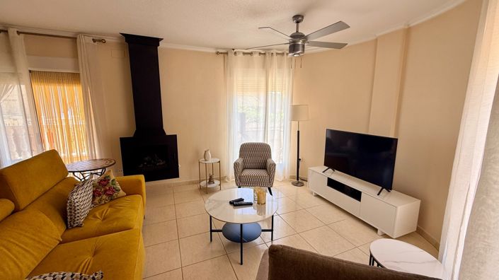 Image No.25-5 Bed Country House for sale