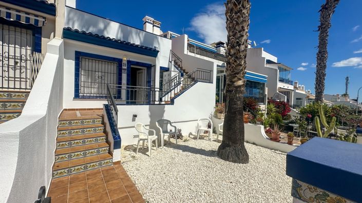 Image No.2-2 Bed Townhouse for sale