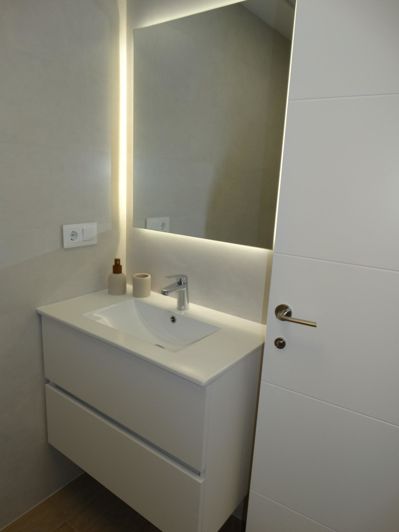 Image No.18-2 Bed Bungalow for sale