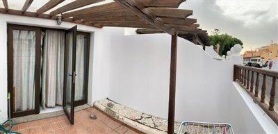 APT-378_1_TERRACE