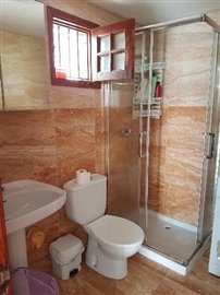 APT-378_10_BATHROOM