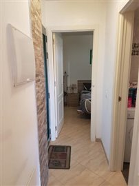 APT-379_6_HALL