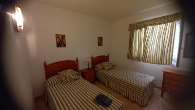 APT-424_9_Second-Twin-Bedroom
