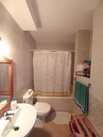 TH-153_8_Bathroom