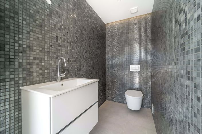 Image No.12-4 Bed Apartment for sale