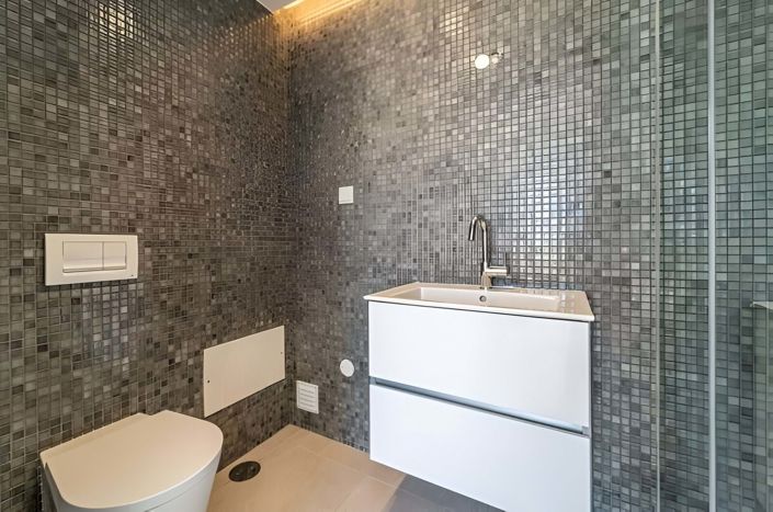 Image No.20-4 Bed Apartment for sale