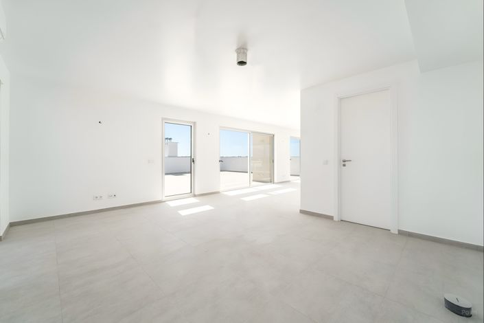 Image No.6-Appartement de 4 chambres à vendre à Lagoa