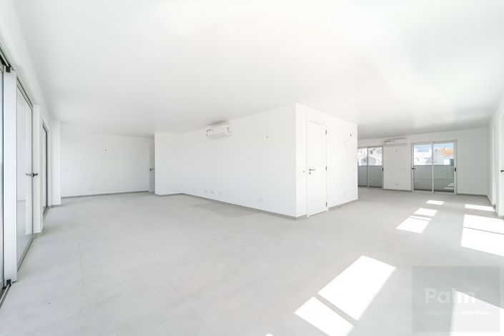 Image No.7-Appartement de 4 chambres à vendre à Lagoa