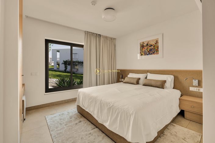 Image No.8-3 Bed Apartment for sale