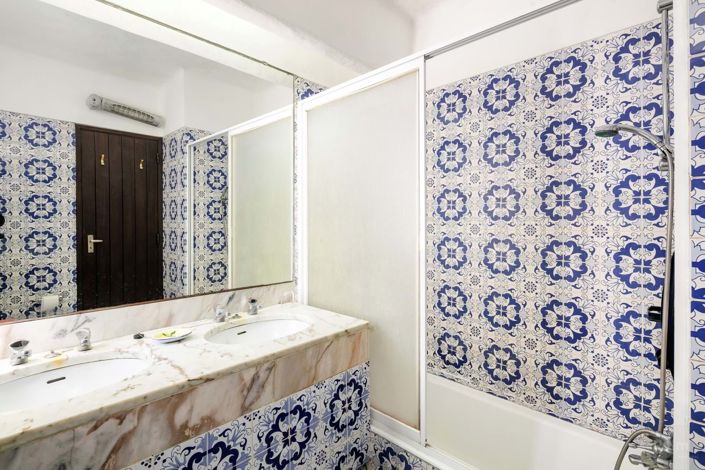 Image No.12-2 Bed Apartment for sale