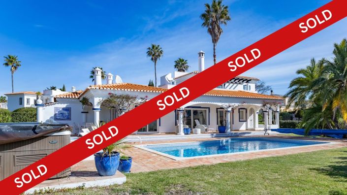 Image No.1-3 Bed Villa for sale