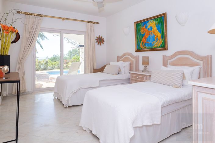 Image No.13-3 Bed Villa for sale