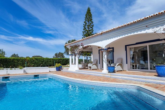 Image No.17-3 Bed Villa for sale