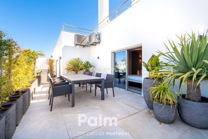 Image No.23-6 Bed Apartment for sale