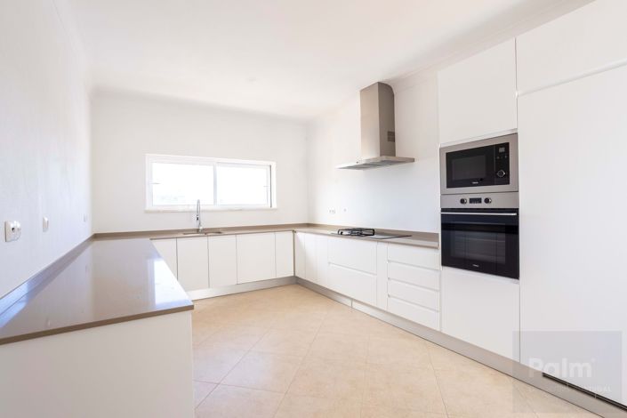 Image No.10-4 Bed Villa for sale