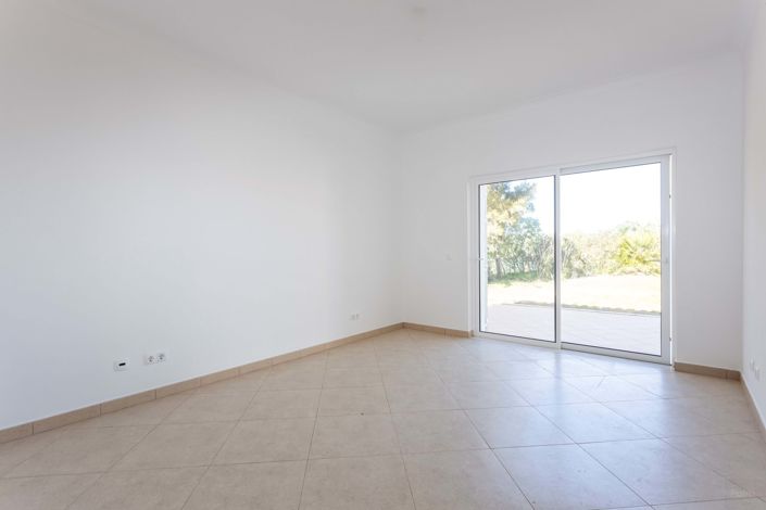 Image No.26-4 Bed Villa for sale
