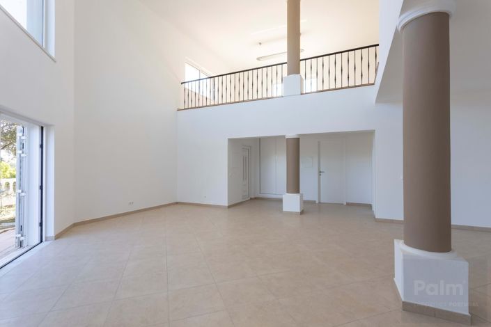 Image No.7-4 Bed Villa for sale