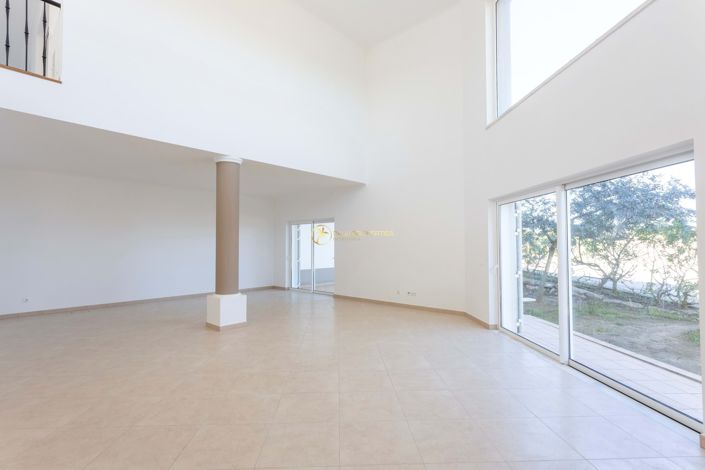 Image No.8-4 Bed Villa for sale