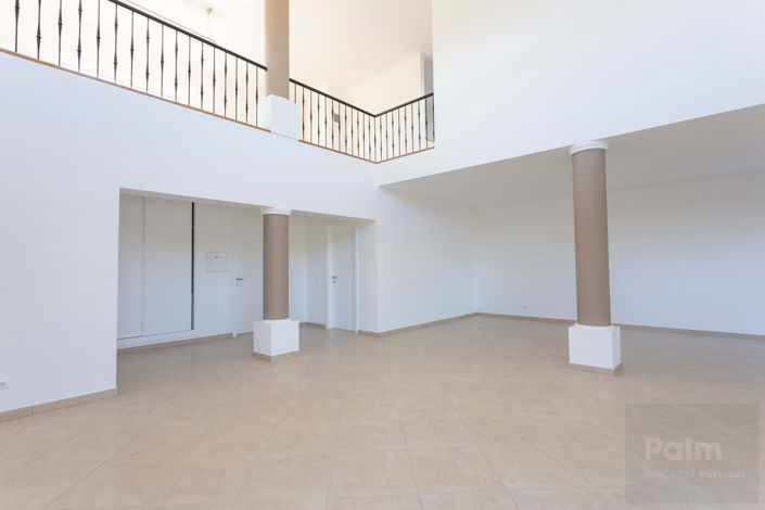 Image No.9-4 Bed Villa for sale