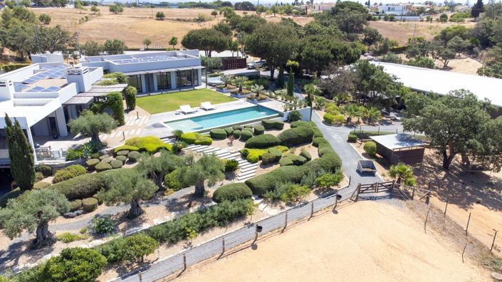 Image No.1-3 Bed Villa for sale