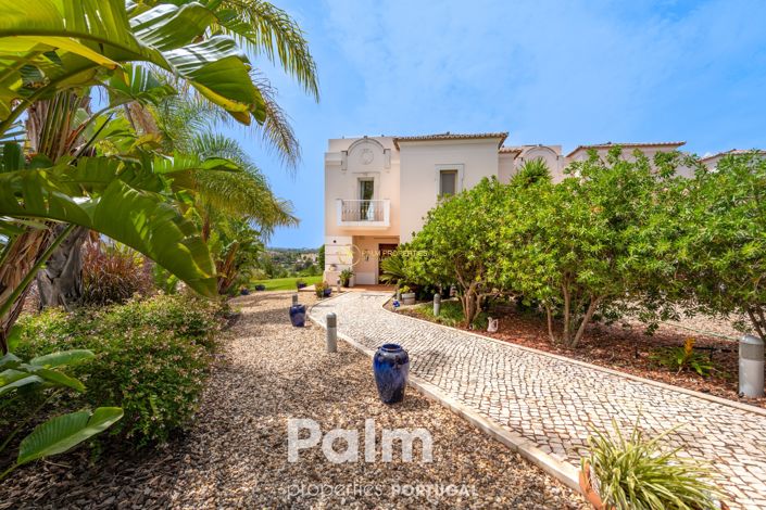 Image No.10-2 Bed Townhouse for sale