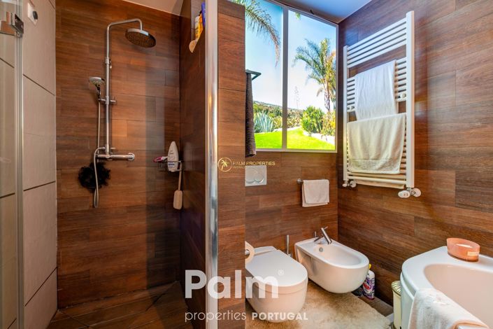 Image No.32-2 Bed Townhouse for sale