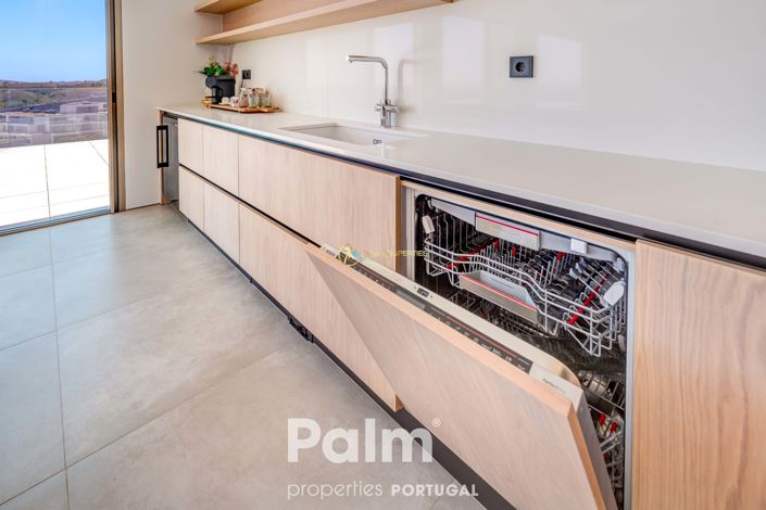 Image No.14-3 Bed Villa for sale